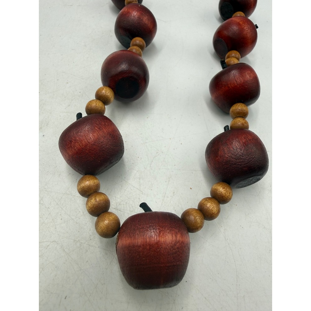 Vintage Red Wooden Apple Bead Necklace Teacher Fall Autumn Chunky Wood Jewelry
